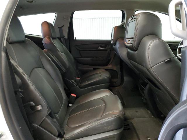 Photo 11 from auction – 2017 CHEVROLET TRAVERSE L with VIN 1GNKRHKD0HJ317268