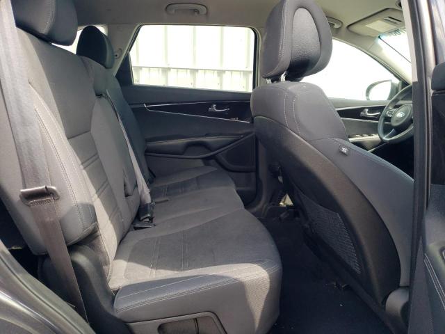 Photo 11 from auction – 2016 KIA SORENTO LX with VIN 5XYPGDA30GG067700