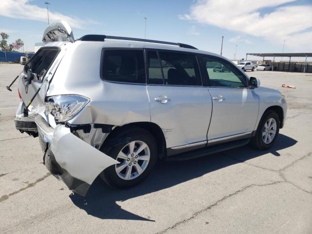 Photo 3 from auction – 2011 TOYOTA HIGHLANDER with VIN 5TDZK3EH4BS027803