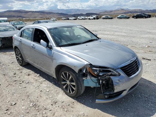 Photo 4 from auction – 2013 CHRYSLER 200 TOURIN with VIN 1C3CCBBB3DN594885