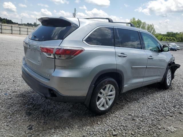 Photo 3 from auction – 2015 TOYOTA HIGHLANDER with VIN 5TDZARFH5FS013774