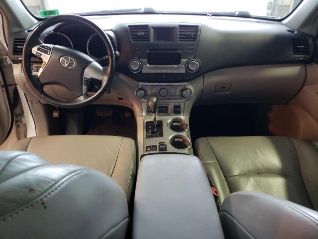 Photo 8 from auction – 2011 TOYOTA HIGHLANDER with VIN 5TDBK3EH3BS076699