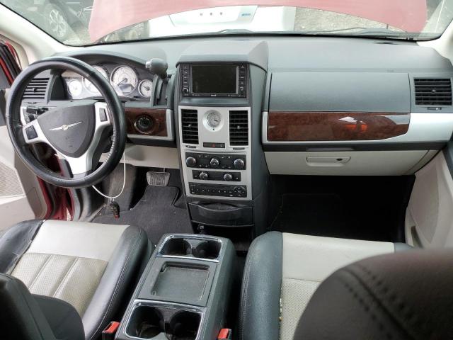 Photo 8 from auction – 2010 CHRYSLER TOWN & COU with VIN 2A4RR8DX2AR374291