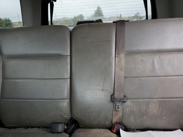 Photo 10 from auction – 2005 FORD ESCAPE HEV with VIN 1FMCU96H95KC48368