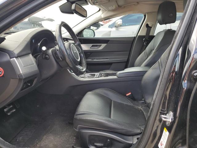 Photo 7 from auction – 2016 JAGUAR XF PREMIUM with VIN SAJBD4BV8GCY09415