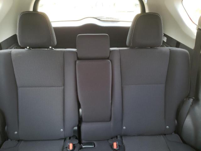 Photo 10 from auction – 2016 TOYOTA RAV4 XLE with VIN 2T3RFREV6GW436985