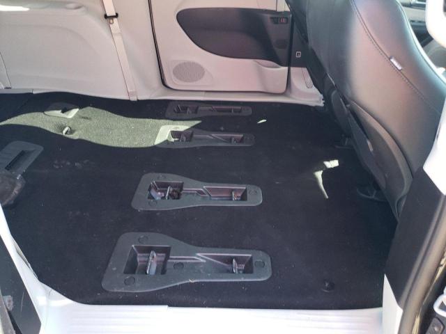 Photo 11 from auction – 2022 CHRYSLER PACIFICA H with VIN 2C4RC1L78NR137018