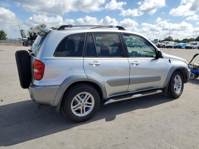 Photo 3 from auction – 2005 TOYOTA RAV4 with VIN JTEGD20V250071018