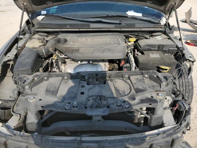 Photo 11 from auction – 2015 CHRYSLER 200 LIMITE with VIN 1C3CCCAB4FN702750