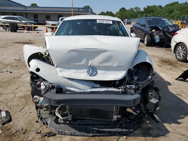 Photo 5 from auction – 2019 VOLKSWAGEN BEETLE S with VIN 3VWFD7AT4KM718521