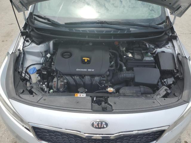 Photo 11 from auction – 2018 KIA FORTE LX with VIN 3KPFK4A75JE179863