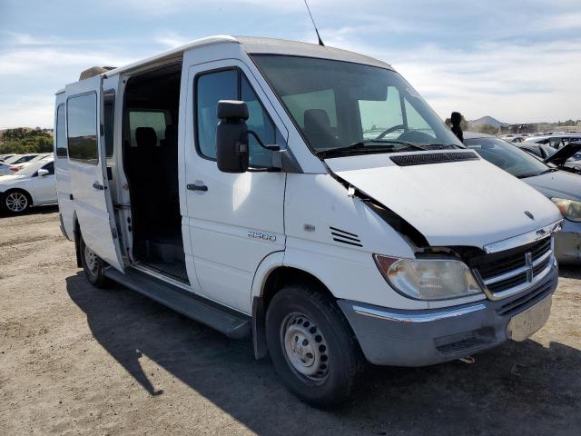 Photo 4 from auction – 2004 DODGE SPRINTER with VIN WD5PD644X45642156