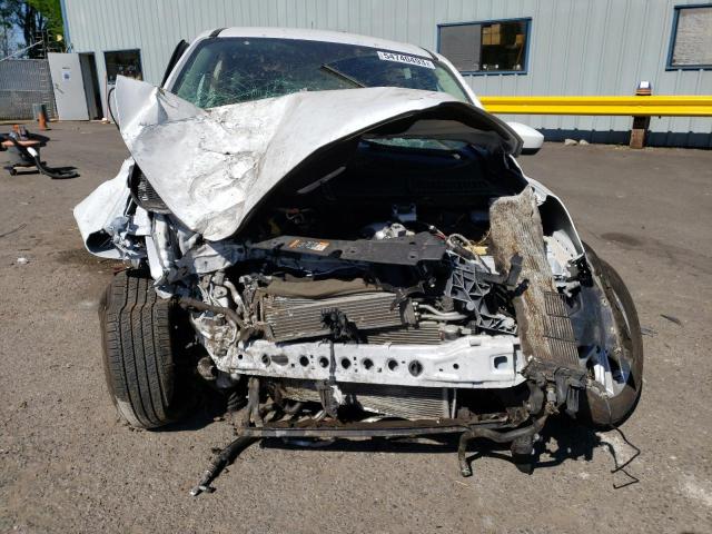 Photo 5 from auction – 2019 FORD ESCAPE SE with VIN 1FMCU9GD6KUA64727