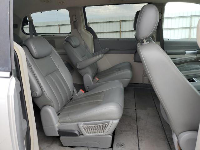 Photo 11 from auction – 2008 CHRYSLER TOWN & COU with VIN 2A8HR54P58R630331