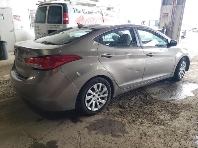 Photo 3 from auction – 2011 HYUNDAI ELANTRA with VIN 5NPDH4AE6BH056400