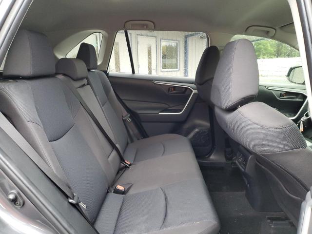 Photo 11 from auction – 2022 TOYOTA RAV4 LE with VIN JTMLWRFV2ND142496