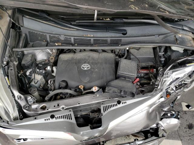 Photo 12 from auction – 2018 TOYOTA SIENNA XLE with VIN 5TDDZ3DC7JS206377