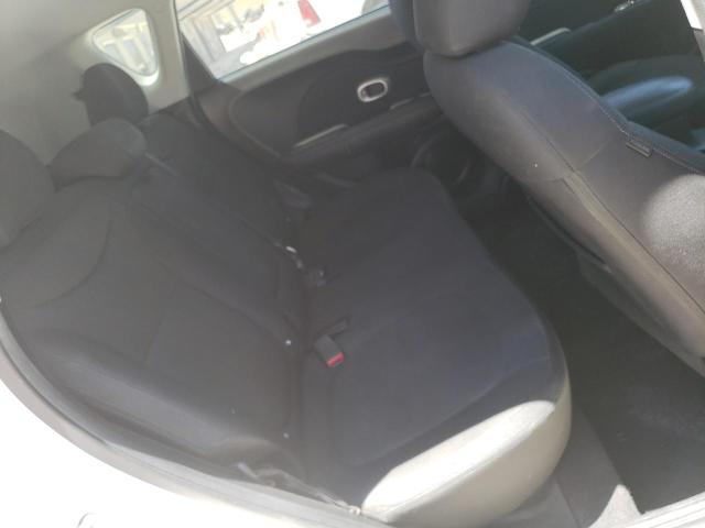 صورة رقم 10 من المزاد - 2014 KIA SOUL مع VIN KNDJN2A20E7074017