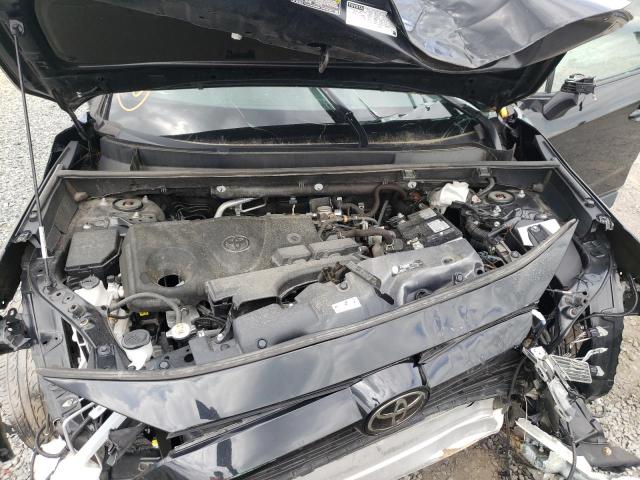Photo 12 from auction – 2021 TOYOTA RAV4 XLE with VIN 2T3W1RFV5MC101147