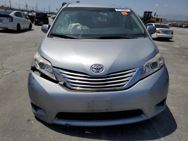 Photo 5 from auction – 2015 TOYOTA SIENNA LE with VIN 5TDKK3DC8FS564400