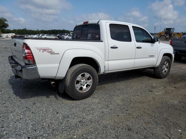 Zdjęcie 3 z aukcji – 2011 TOYOTA TACOMA DOU z VIN 3TMLU4EN4BM080738