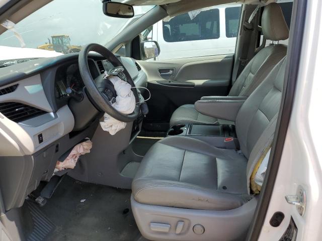 Photo 7 from auction – 2015 TOYOTA SIENNA LE with VIN 5TDKK3DC6FS579641