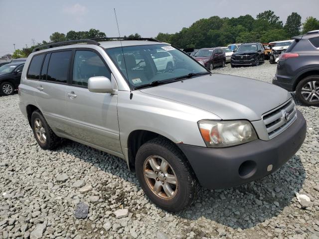 Photo 4 from auction – 2005 TOYOTA HIGHLANDER with VIN JTEEP21A750074796
