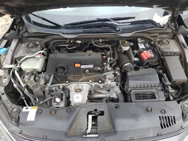 Photo 11 from auction – 2018 HONDA CIVIC LX with VIN 19XFC2F57JE003986