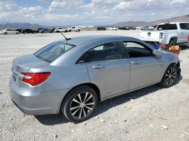 Photo 3 from auction – 2013 CHRYSLER 200 TOURIN with VIN 1C3CCBBB3DN594885