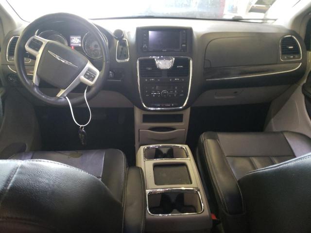 Photo 8 from auction – 2016 CHRYSLER TOWN & COU with VIN 2C4RC1BG0GR232273