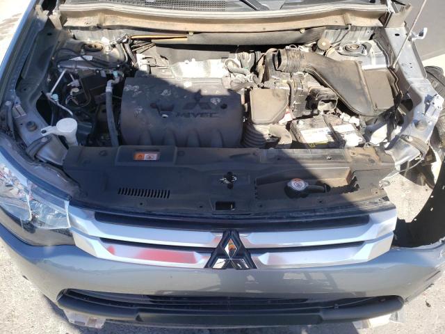 Photo 12 from auction – 2015 MITSUBISHI OUTLANDER with VIN JA4AD3A3XFZ003795