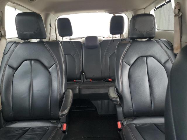 Photo 10 from auction – 2017 CHRYSLER PACIFICA T with VIN 2C4RC1BG6HR642447