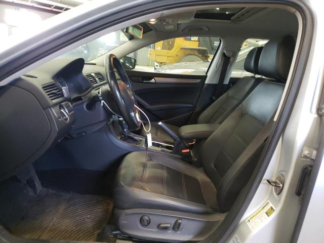 Photo 7 from auction – 2014 VOLKSWAGEN PASSAT SE with VIN 1VWBN7A37EC049369