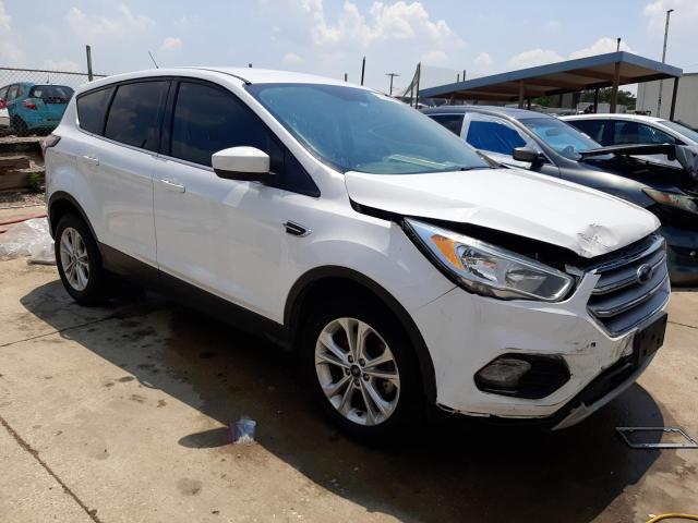 Photo 4 from auction – 2017 FORD ESCAPE SE with VIN 1FMCU0GD3HUB01740