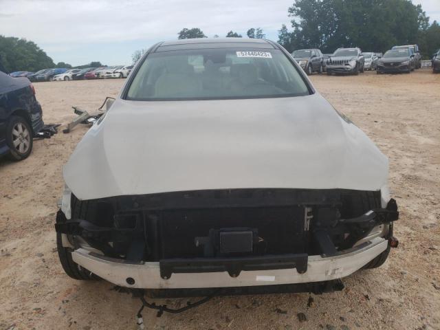 Photo 5 from auction – 2015 HYUNDAI GENESIS 3. with VIN KMHGN4JE2FU090220