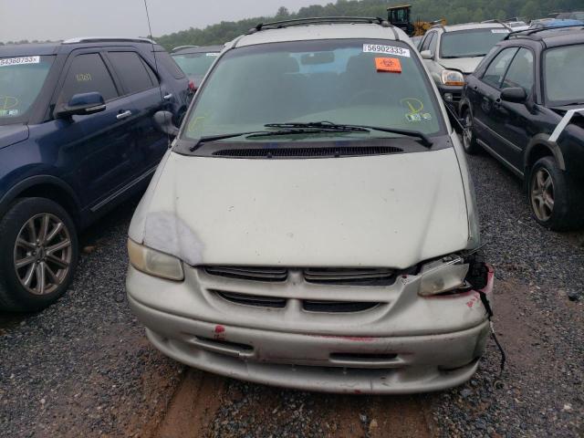 Photo 5 from auction – 1999 CHRYSLER TOWN AND C with VIN 1C4GP54L2XB573489