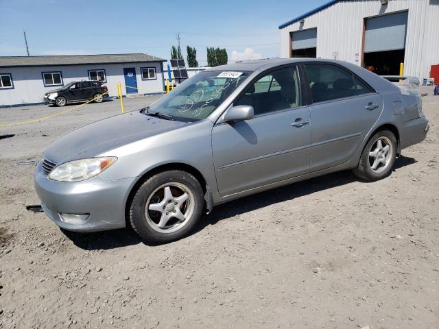 TOYOTA CAMRY LE 2005 with VIN JTDBF30K950165093 - Photo from auction