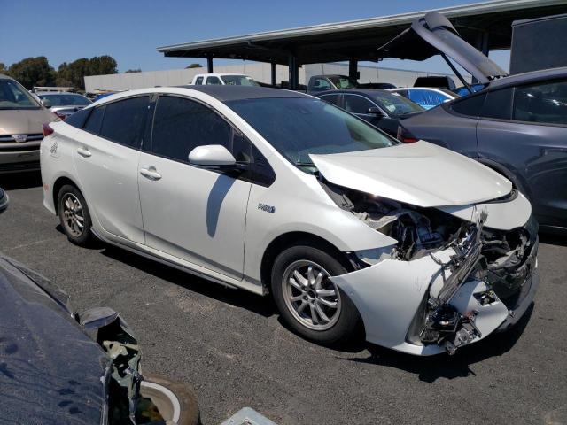 Photo 4 from auction – 2017 TOYOTA PRIUS PRIM with VIN JTDKARFP1H3047367