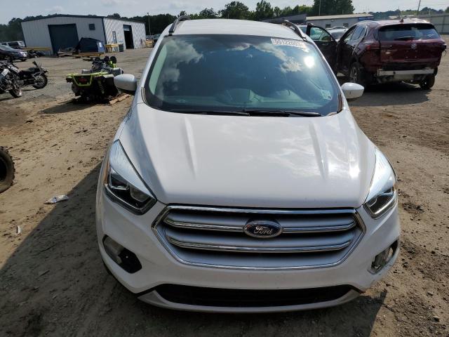 Photo 5 from auction – 2017 FORD ESCAPE SE with VIN 1FMCU0GD1HUC31368