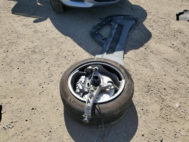 Photo 12 from auction – 2022 TESLA MODEL Y with VIN 7SAYGDEE6NA021910