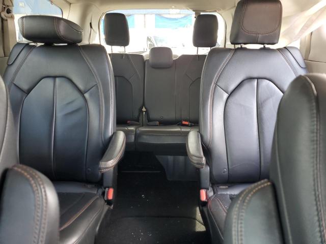 Photo 10 from auction – 2017 CHRYSLER PACIFICA T with VIN 2C4RC1BG2HR505439