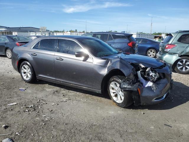 Photo 4 from auction – 2015 CHRYSLER 300 LIMITE with VIN 2C3CCAAG2FH891732