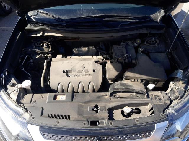 Photo 12 from auction – 2020 MITSUBISHI OUTLANDER with VIN JA4AD3A30LZ041063
