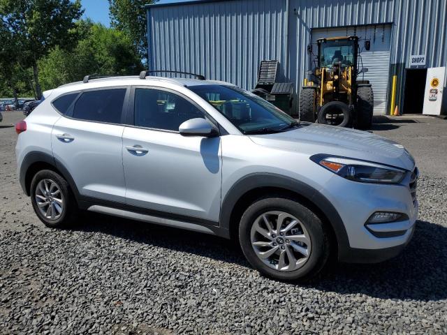 Photo 4 from auction – 2018 HYUNDAI TUCSON SEL with VIN KM8J3CA45JU693944