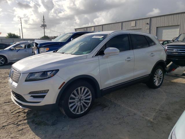 LINCOLN MKC 2019 with VIN 5LMCJ1C98KUL31780 - Photo from auction