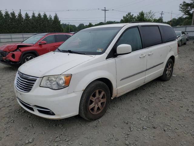 Photo 1 from auction – 2013 CHRYSLER TOWN & COU with VIN 2C4RC1BG5DR503565