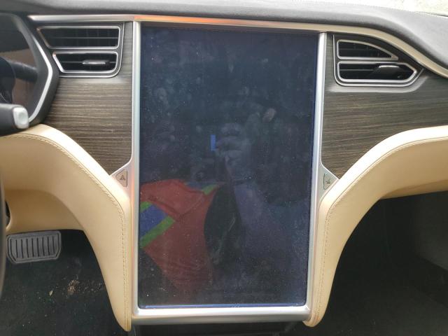 Photo 9 from auction – 2015 TESLA MODEL S 85 with VIN 5YJSA1H22FF095883