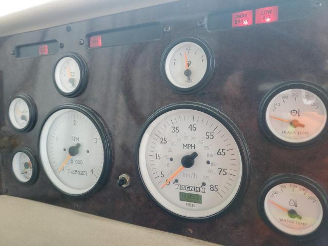 Photo 8 from auction – 2002 BEAV MOTORHOME with VIN 1RFC5465723017459
