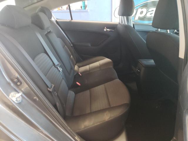 Photo 10 from auction – 2015 KIA FORTE EX with VIN KNAFX4A89F5425677