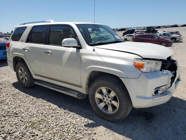 Photo 4 from auction – 2011 TOYOTA 4RUNNER SR with VIN JTEBU5JR4B5067693